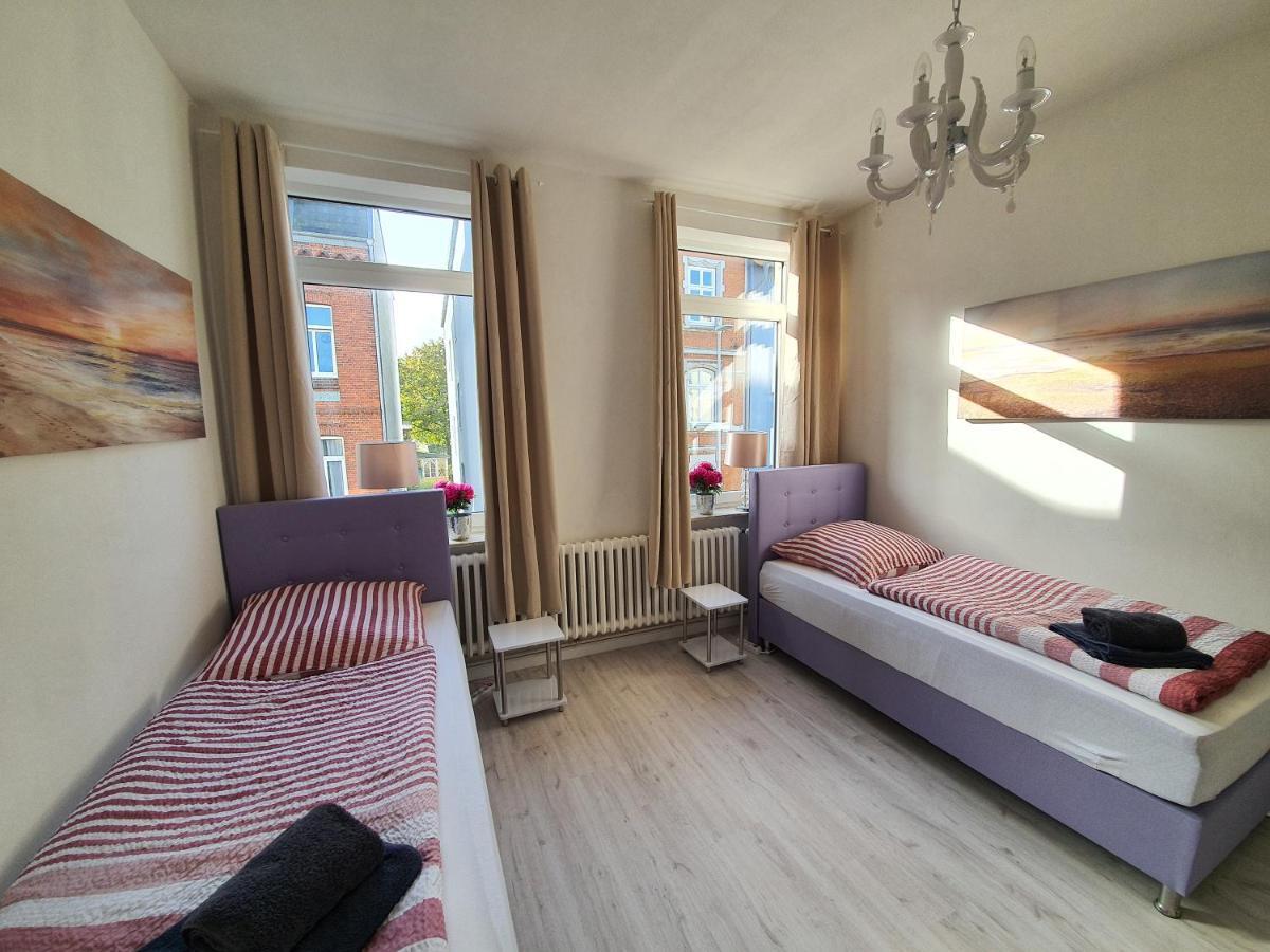 Husum Zentrum Bis 7 Personen. Extérieur photo